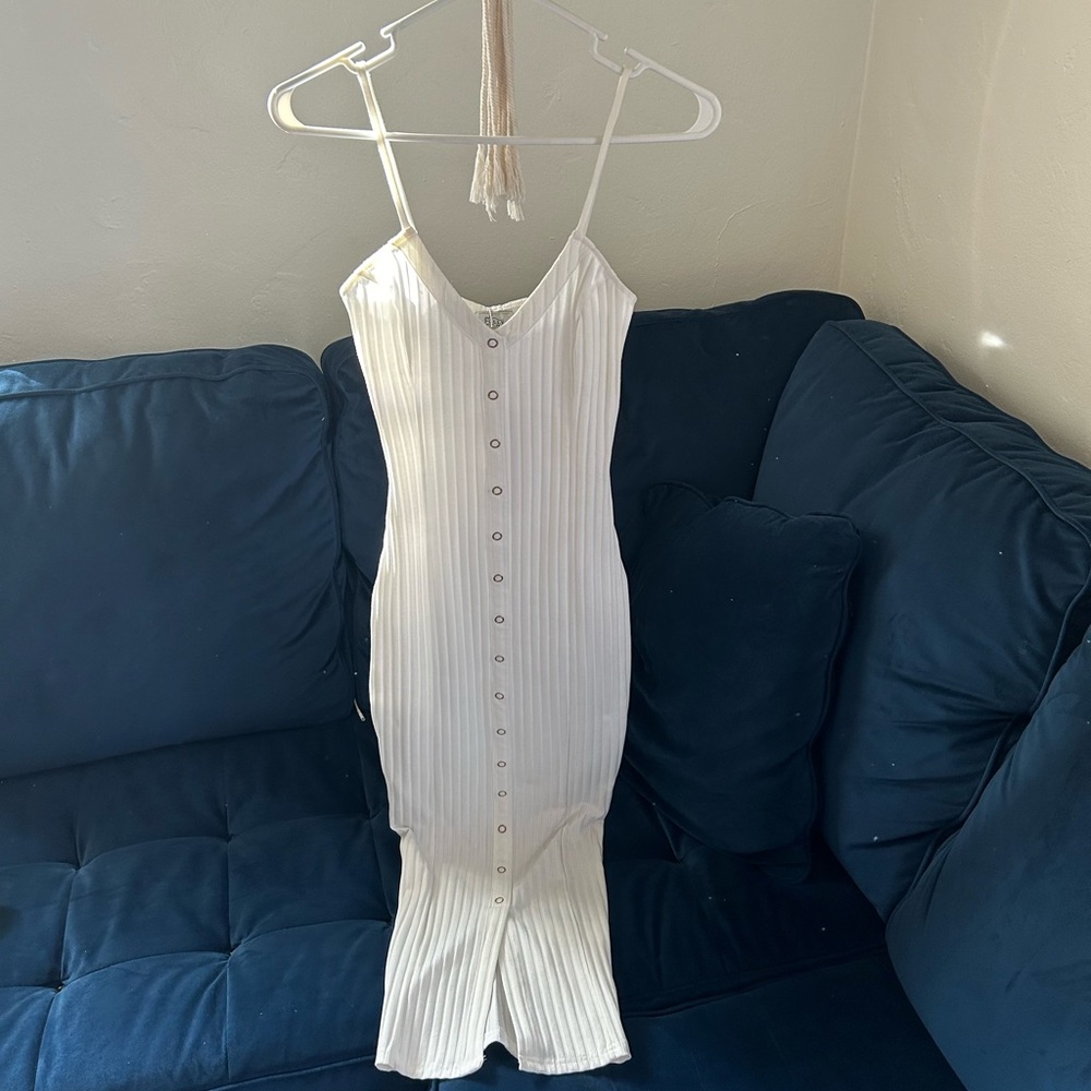 Push Your Buttons oh Polly ribbed maxi dress in white
